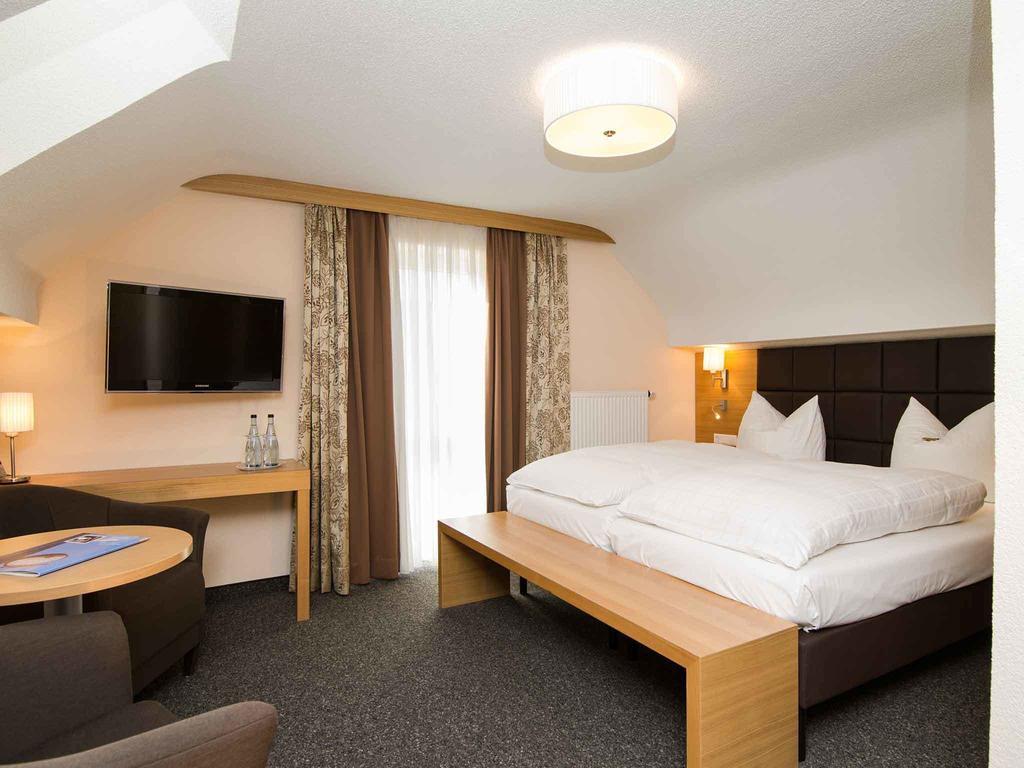Hotel Neckartal Köngen Rom bilde